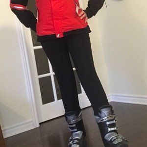 Obermeyer Fitted and Extensible Women's Stirrup Ski Pants